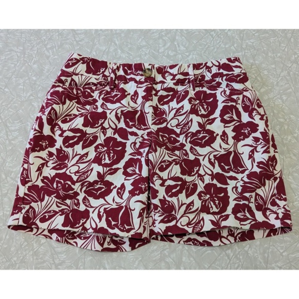 Land's End Size 4P Petite Red White Mid‎ Rise Chino Shorts Floral Hawaiian